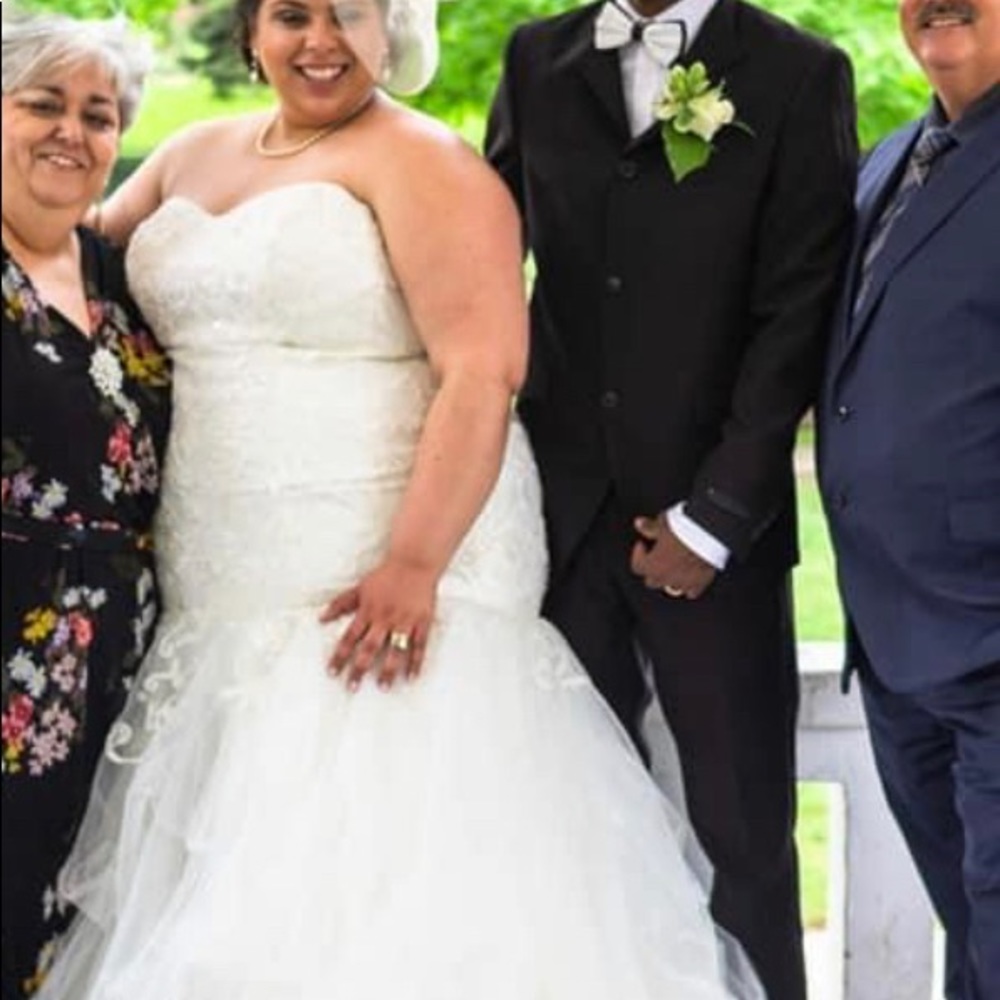 Plus size wedding dress